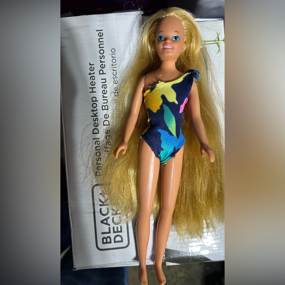 Vintage tropical skipper doll